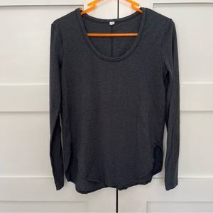Lululemon long sleeve tee shirt slate grey size 6